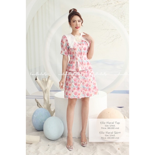 DOUBLE DOTS- Set áo + chân váy A hoa, cổ voan viền bèo, hai màu xanh / hồng, đi làm đi chơi đều xinh xắn