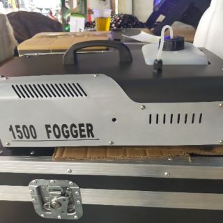 Máy tạo khói sân khấu 1500w