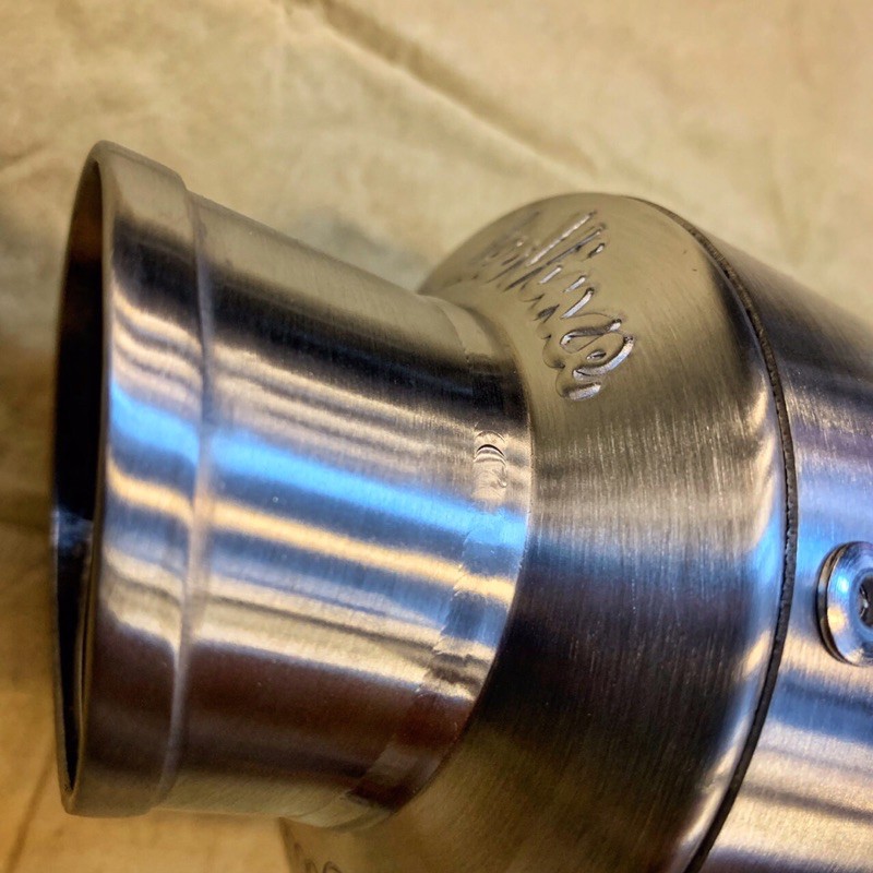 Pô Leovince Bạc Vân Xước Loại 1