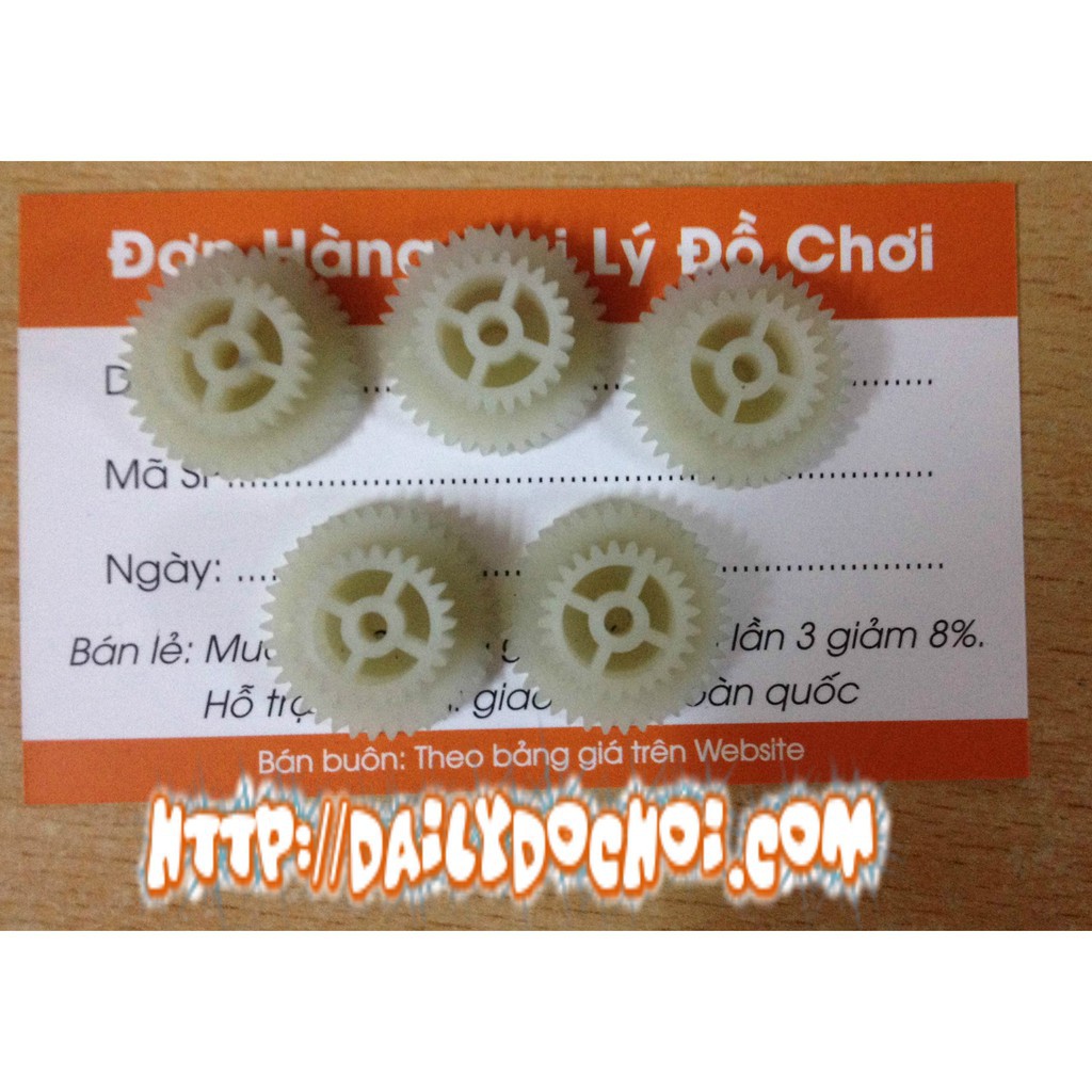 Bánh răng 2 tầng dùng cho máy bay LH1201 1202 1301 tại RUBYRC