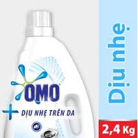 Nước giặt OMO dịu nhẹ trên da dạng túi 2,3kg