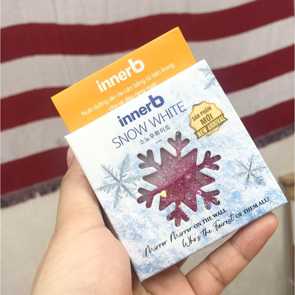 Gương tặng Innerb Snow White (1 màu ngẫu nhiên)