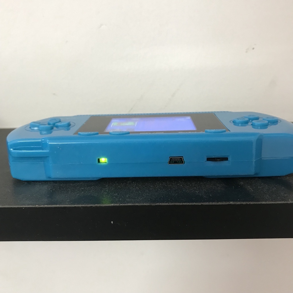 Hơn 8K game cổ điển với máy chơi game mini cầm tay Station light 3000 Đi kèm nhiều quà tặng của SenVangShop