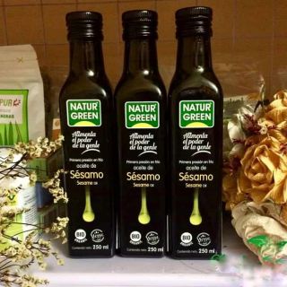 Dầu mè hữu cơ nguyên chất ép lạnh NaturGreen 250ml