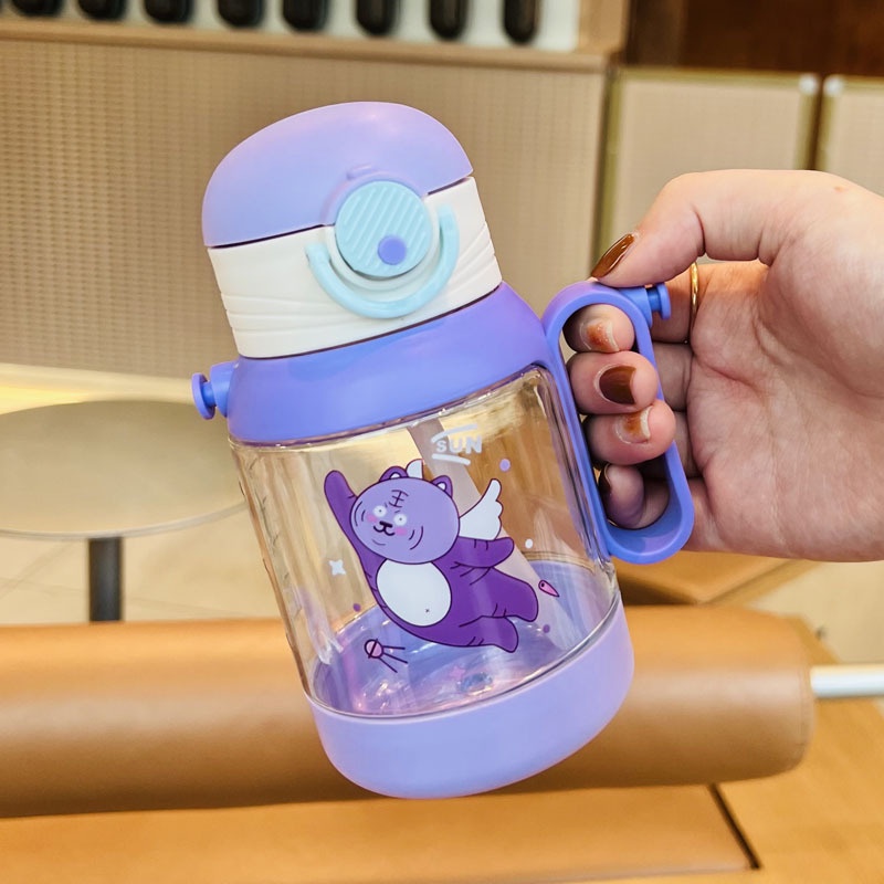 Bình Nước 500ml Cho Các Bé Có Tay Cầm Dây Đeo Tặng Kèm Sticker