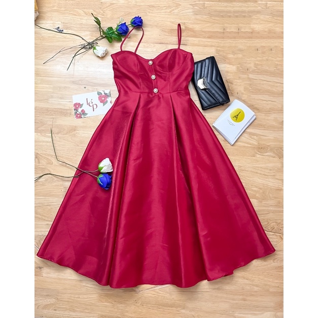 Váy Lép đỏ size S