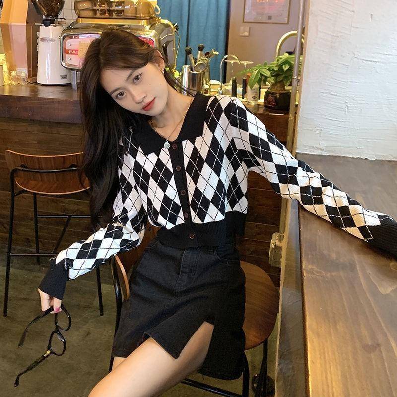 Áo Thun polo Ngắn Tay Họa Tiết Ca Rô Đính Kim Cương Phong Cách Retro Mẫu Mới Dành Cho Nữ
