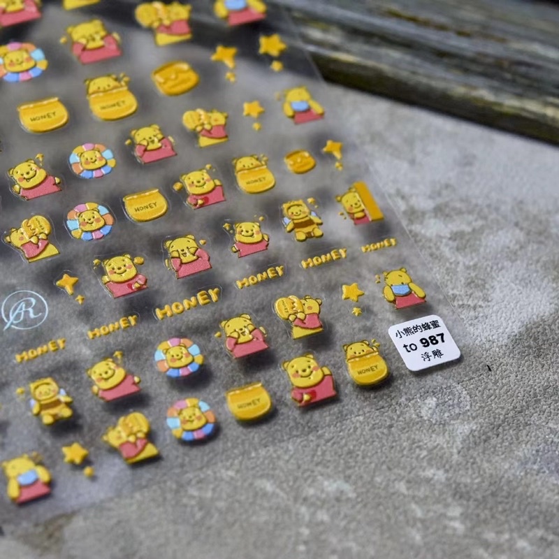 sticker lụa 5d cao cấp hình con gấu hoạt hình