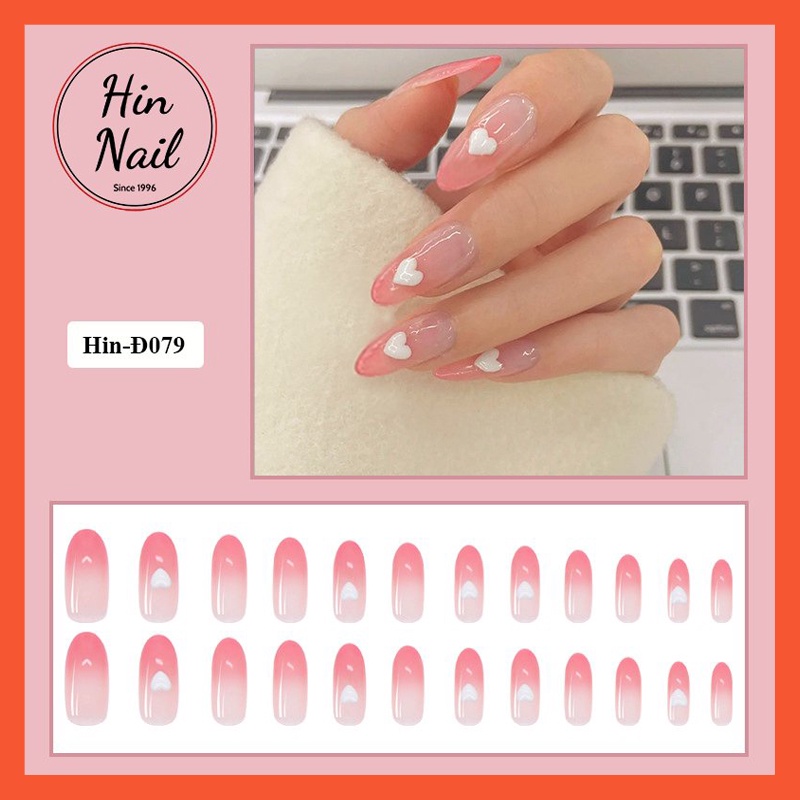 Móng tay giả đính đá Hin Nail màu hồng trắng