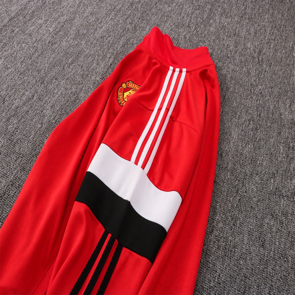 Áo khoác bóng đá MU 21-22 màu đỏ thời trang