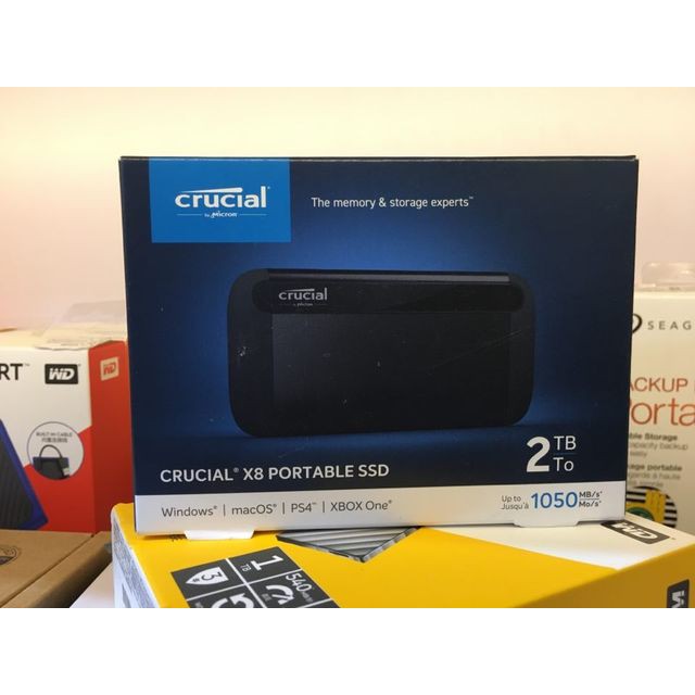 Ổ cứng di động SSD Crucial X8 1TB - CT1000X8SSD9 / 2TB - CT2000X8SSD9