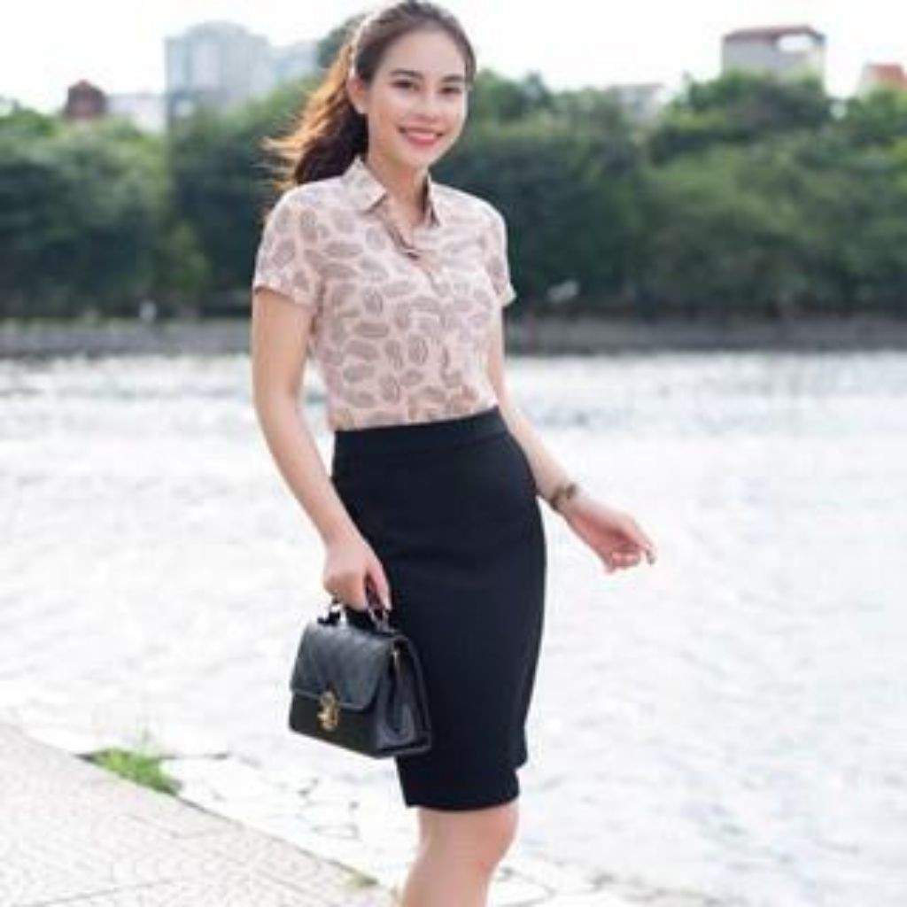 Chân váy bút chì chất vải Umi Hàn cao cấp, chân váy công sở tôn dáng, co giãn tốt, có xẻ sau. | BigBuy360 - bigbuy360.vn