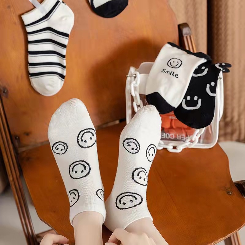 Vớ Cotton Cổ Thấp Màu Trắng Đen Phong Cách Nhật Bản Thời Trang Xinh Xắn Cho Nữ