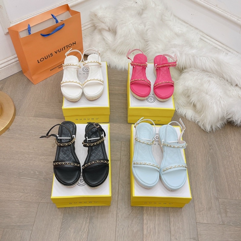 Sandal xuồng đế cói