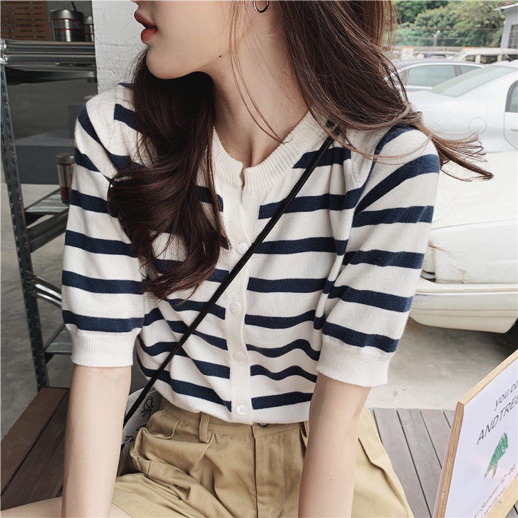 Áo sweater cardigan dệt kim tay lửng dáng rộng họa tiết kẻ sọc cổ điển thời trang mùa hè dành cho bạn nữ 17168 | WebRaoVat - webraovat.net.vn