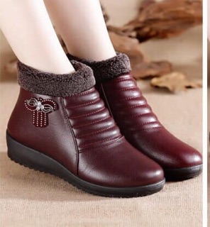 Boot nữ dễ thương