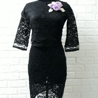 Đầm ren kết hoa