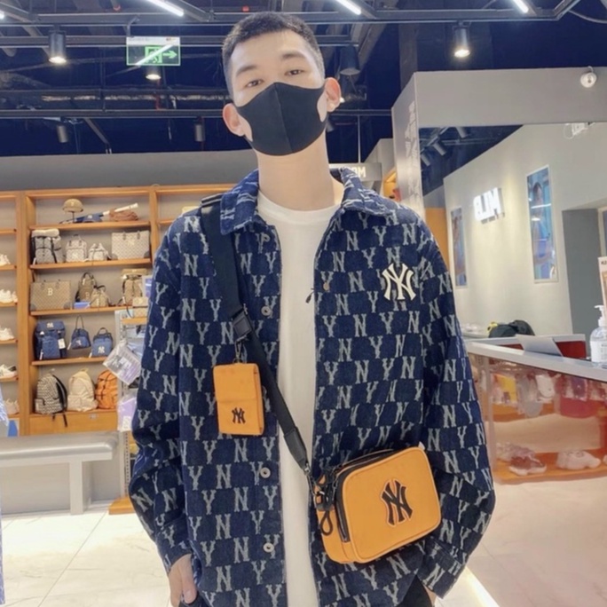 Túi đeo chéo nữ mlb dáng vuông size 18cm *5cm * 12cm
