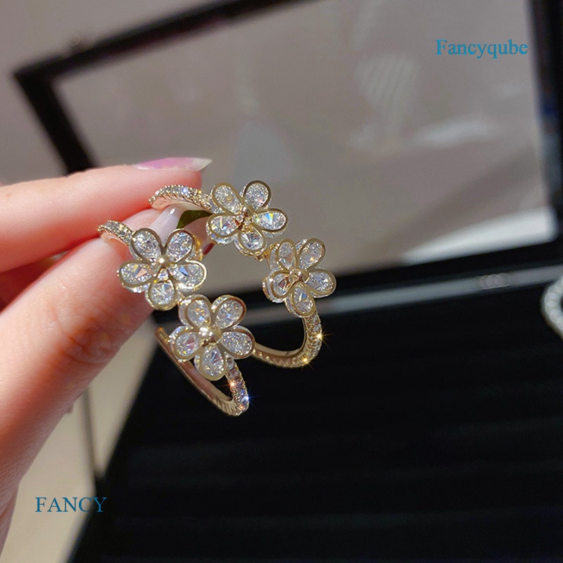 Khuyên Tai Hình Hoa Mạ Vàng 14K Sang Trọng