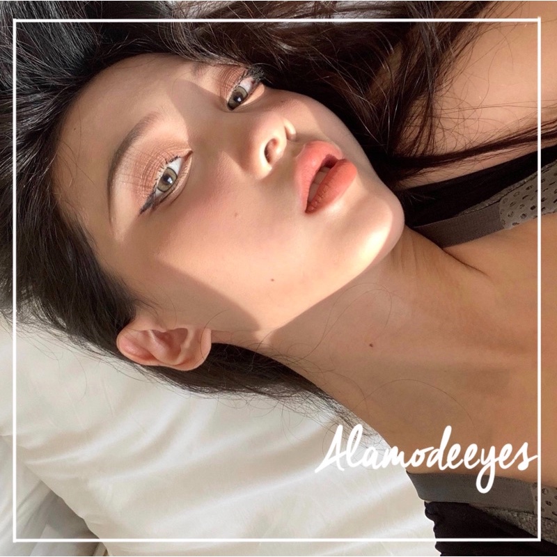 Lens nâu tây viền