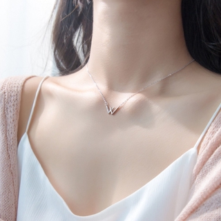 Vòng cổ nữ mặt chữ w đính đá