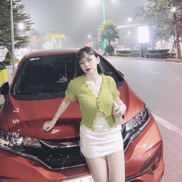 Chân váy chữ A ngắn, lưng cao, chất umi siêu dày dặn, co giãn 4 chiều | BigBuy360 - bigbuy360.vn