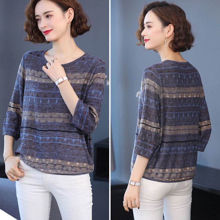Áo thun tay dài dáng rộng họa tiết kẻ sọc thời trang cho phụ nữ trung niên
