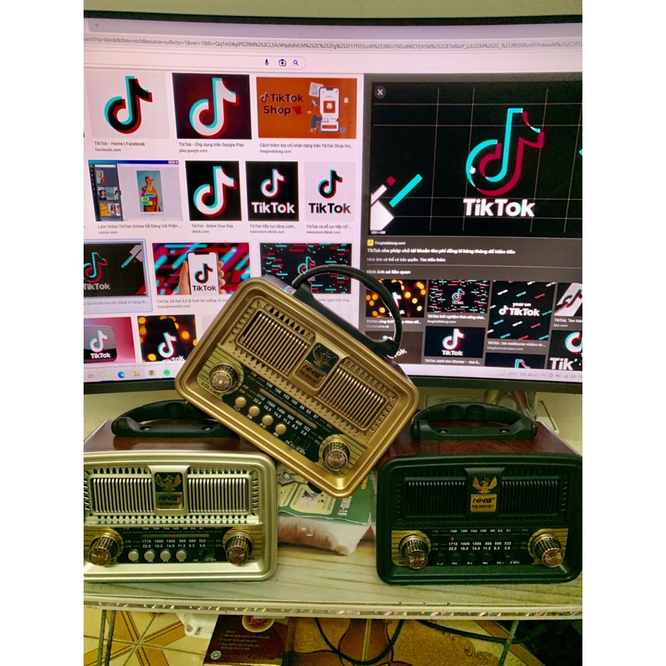 Đài radio NNS-8091BTcó bluetooth FM-AM/FM/SW hình thức Siêu Phẩm cổ điển,loa to ,tích hợp pin sạc Hàng Chính Hãng