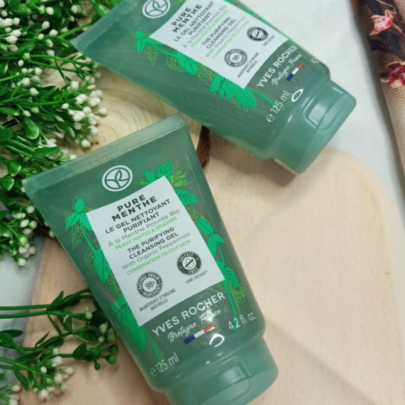 Gel Rửa Mặt cho da dầu Yves Rocher Purifying Cleansing Gel 125ml