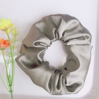 Giá sỉ - Cột tóc vải Scrunchies lụa tơ cao cấp ( ảnh tự chụp)
