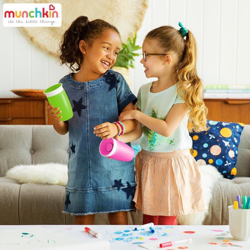 Cốc Chống Đổ 360 Độ Munchkin Có Nắp 296ml