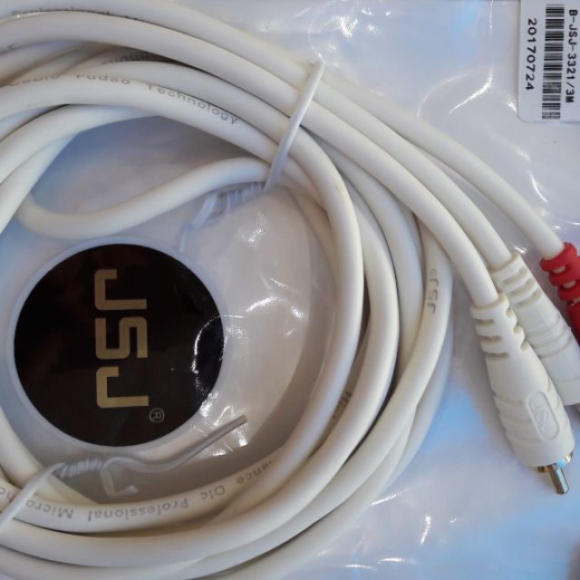 Dây 3.5- av dài 3m.