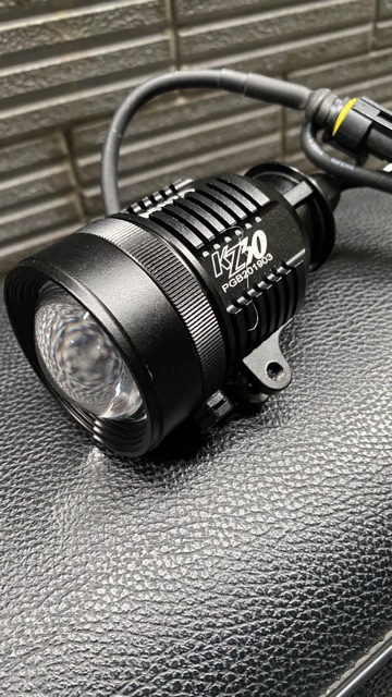 đèn trợ sáng L4X bi cầu có Zoom xa gần mặt cắt đẹp