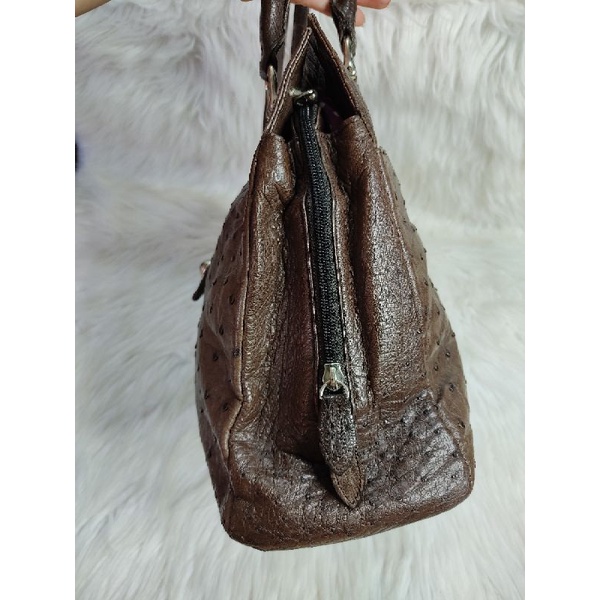 Túi da đ à đ i ể u thật