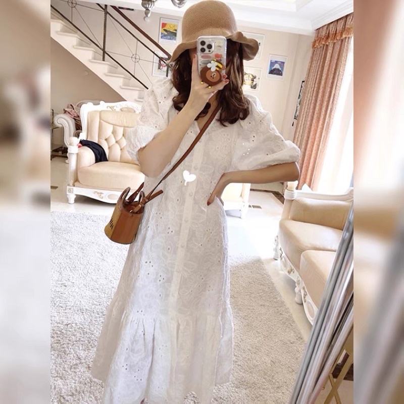 VÁY REN ZARA XUẤT XỊN THÊU HOA TAY LỠ PHỒNG