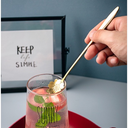 Rér●1 Muỗng Cà Phê Được Làm Từ Thép Không Gỉ Với Họa Tiết Hình Bông Hoa