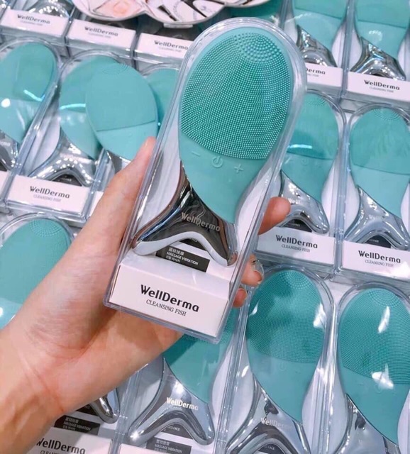 [Mã COS1505 giảm 8% đơn 300K] Máy Rửa Mặt Con Cá Wellderma | BigBuy360 - bigbuy360.vn