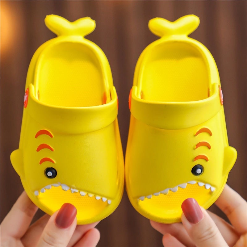 Dép Sục Cá Mập Baby Shark Cho Bé [HÀNG CAO CẤP], siêu nhẹ, chống trơn trượt