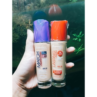 Kem nền RIMMEL