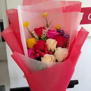 Combo bó hoa 9 bông nhiều màu