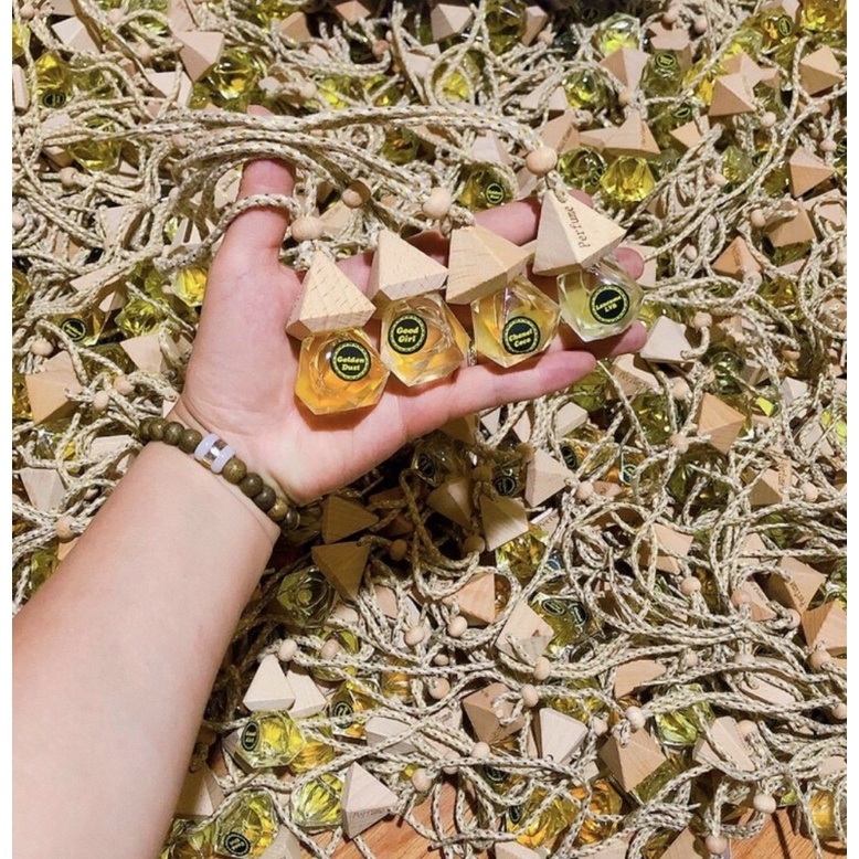 Tinh dầu nước hoa treo xe,treo phòng ngủ thơm cực lâu