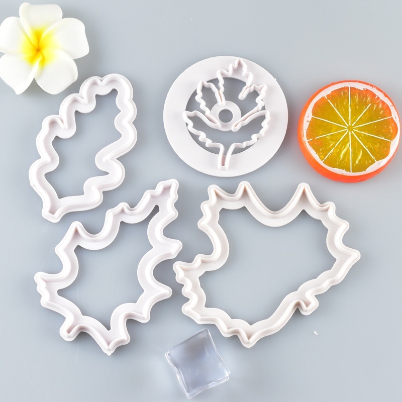 Set 4 Khuôn Cắt Làm Bánh Hình Chiếc Lá Xinh Xắn
