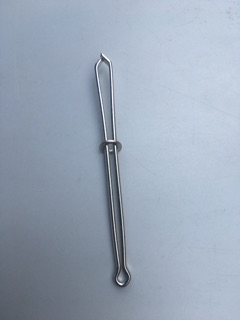 Dụng cụ luồn thun giúp luồn thun nhanh và dể