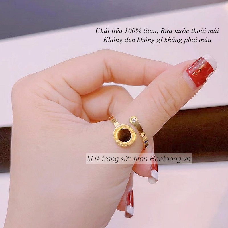 Nhẫn titan nữ không gỉ thiết kế mặt đen tròn khắc số la mã thời trang thanh nhã