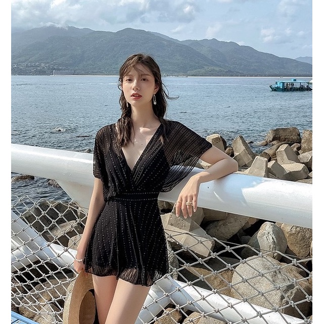 Bộ đồ bơi nữ dáng váy có quần đùi trong phối lưới ren mềm rủ siêu đẹp