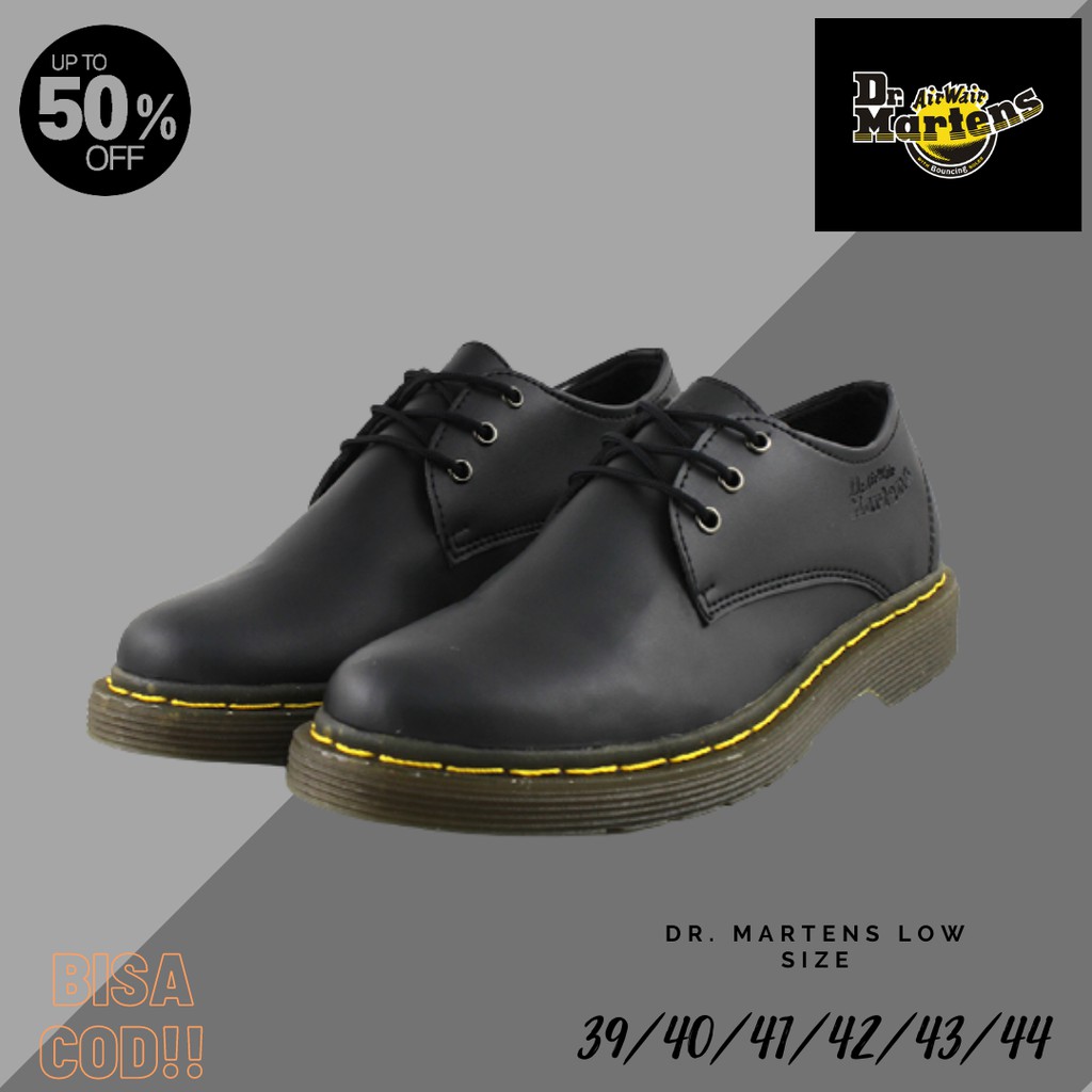 Giày Boot Nam Màu Đen Cổ Thấp Dr.martens