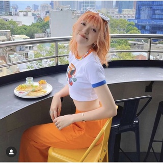 Croptop Pills (Áo Croptop Có Tay Pills) // 19 DEGREES