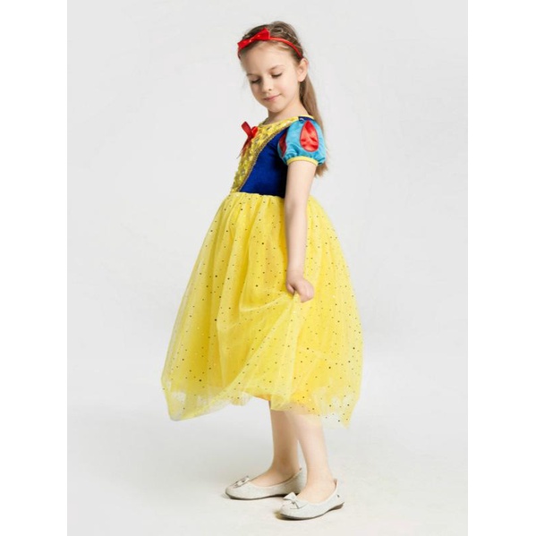 Set Halloween bạch tuyết
