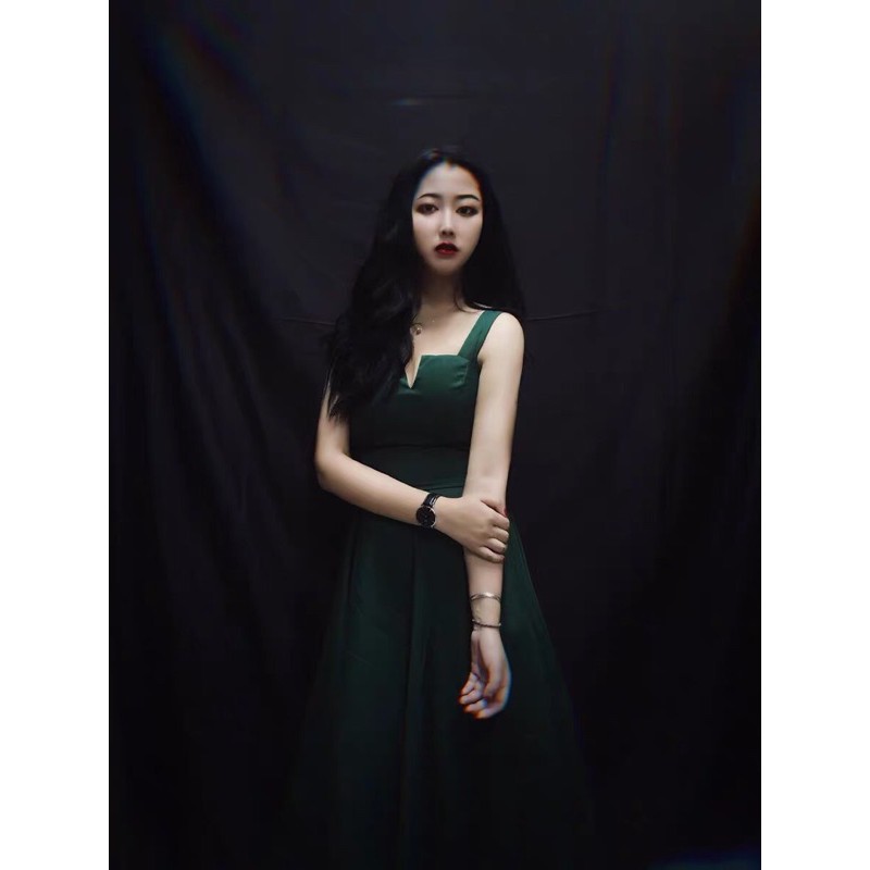 Váy đầm maxi hở lưng đan dây dáng dài xoè 2 dây xẻ ngực chữ V sexy đi du lịch biển