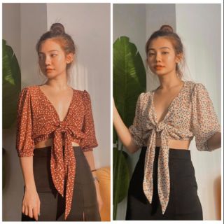 ÁO CROPTOP HỌA TIẾT HOA NHÍ NƠ NGỰC - LILITOP